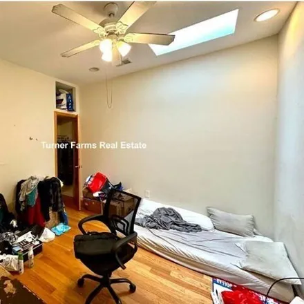 Image 5 - 10 Moreland Street, Boston, MA 02119, USA - Apartment for rent