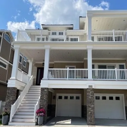 Buy this 5 bed house on 130 47th Street in Sea Isle City, Cape May County