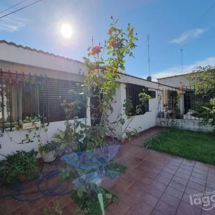 Buy this 3 bed house on Winter in Alvear, Rosario