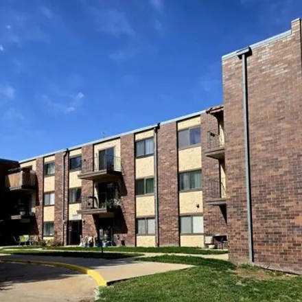 Buy this 1 bed condo on 5801 Enterprise Drive in Lincoln, NE 68521