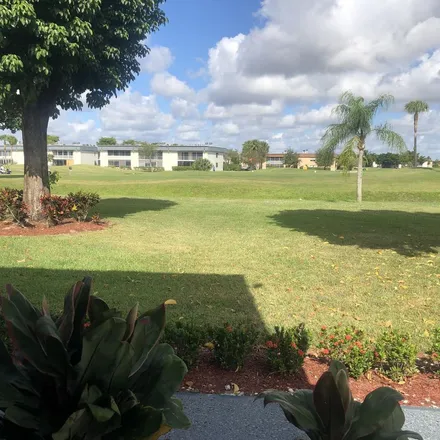 Image 5 - Kings Point Executive Golf Course, Flanders Drive, Kings Point, Palm Beach County, FL 33484, USA - Apartment for rent