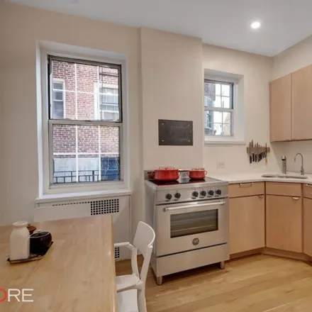 Image 5 - 35-25 77th Street, New York, NY 11372, USA - Apartment for sale