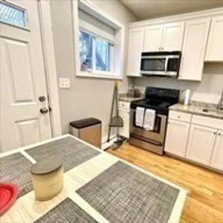 Image 2 - 756 Huntington Avenue, Boston, MA 02120, USA - Apartment for rent
