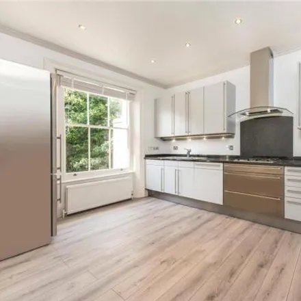 Image 3 - 6 Clarendon Gardens, London, W9 1BH, United Kingdom - Townhouse for rent