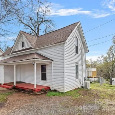 Image 1 - 74 Meadow Ave Ne, Concord, North Carolina, 28025 - House for sale