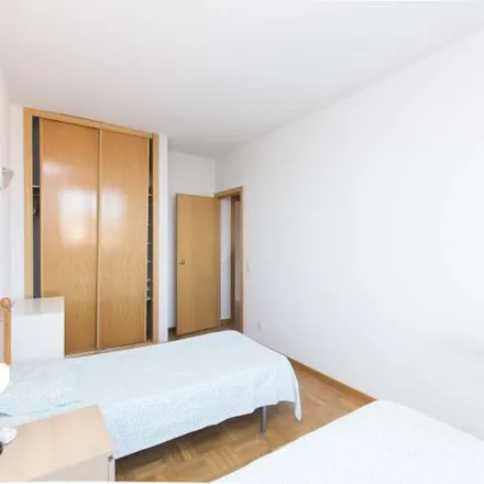 Image 6 - Madrid, Rastro Market, Plaza de Cascorro, 28005 Madrid - Apartment for rent