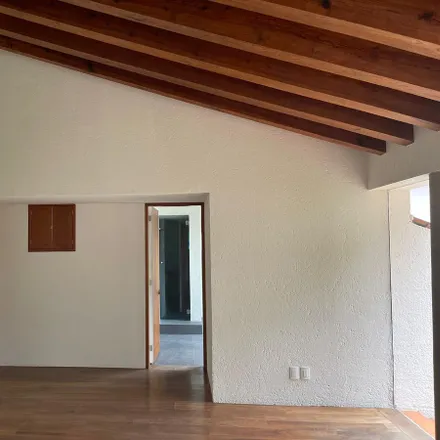 Buy this studio apartment on Cerrada DE LOS NOGALES in Colonia Juárez, 52005 Los Robles