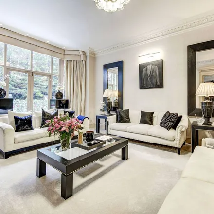 Rent this 7 bed apartment on Magnolia House in 2a Redington Road, London