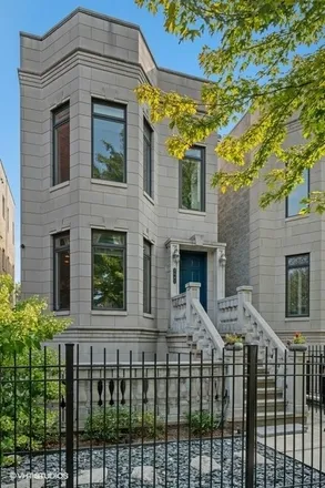 Image 1 - 2029 West Erie Street, Chicago, IL 60612, USA - House for sale