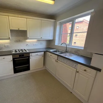 Image 4 - Weirfield Path, Exeter, EX2 4BW, United Kingdom - Apartment for rent