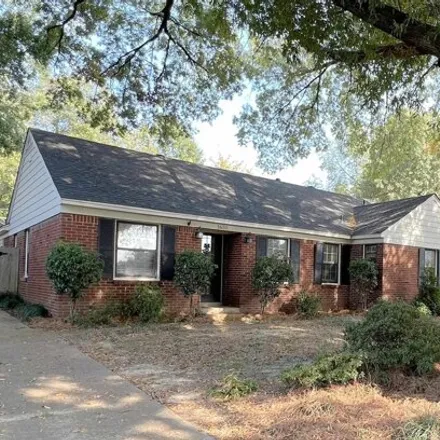 Rent this 3 bed house on 1650 Dorset Drive in Memphis, TN 38117