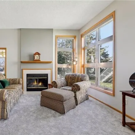 Image 3 - 661 Sullivan Drive Northeast, Columbia Heights, MN 55421, USA - House for sale