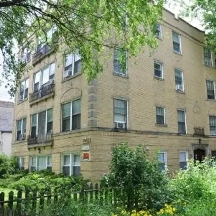 Rent this 1 bed apartment on 4858-4860 North Hermitage Avenue in Chicago, IL 60613