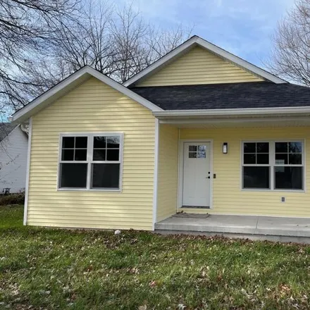 Buy this 3 bed house on 140 East Giles Street in Sullivan, IN 47882