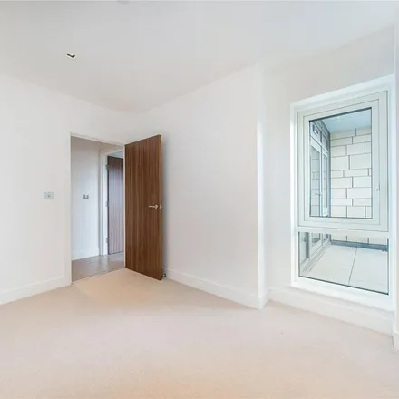 Rent this 2 bed apartment on 32 New Broadway in London, W5 2XA