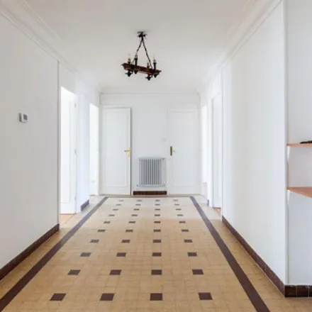 Rent this 5 bed apartment on Carrare in 53D Rue Pierre Semard, 38000 Grenoble