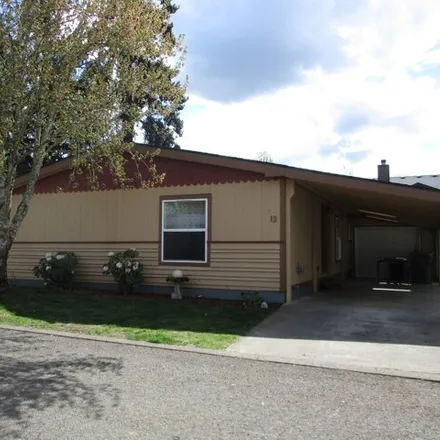 Buy this studio apartment on 700 Southeast 5th Avenue in Canby, OR 97013