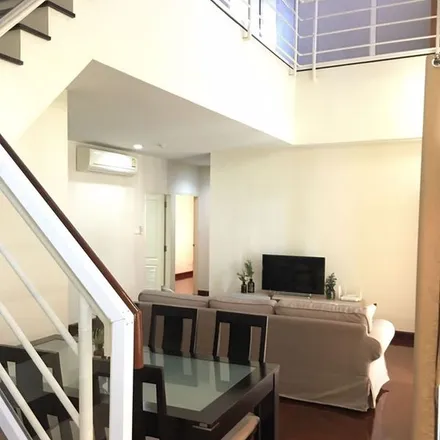 Rent this 3 bed apartment on Art Thonglor in Soi Thong Lo 25, Vadhana District