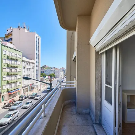 Image 3 - Avenida Almirante Reis 219, 1900-183 Lisbon, Portugal - Apartment for rent