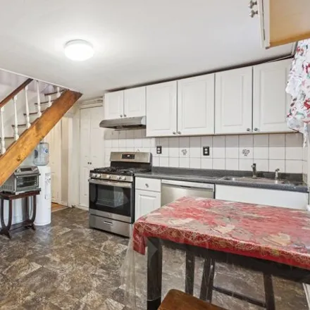 Image 5 - 495 Monmouth Street, Jersey City, NJ 07302, USA - House for sale