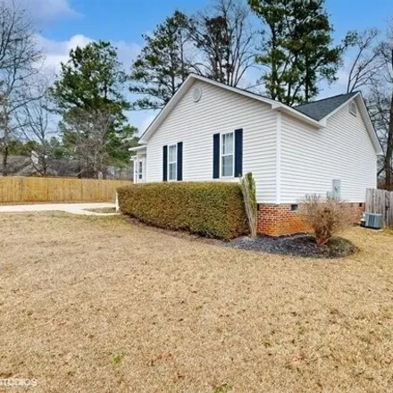 Image 8 - 985 South Willhaven Drive, Fuquay-Varina, NC 27526, USA - House for sale