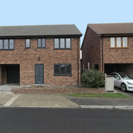 Buy this 4 bed house on May Avenue in Canvey Island, SS8 7EL