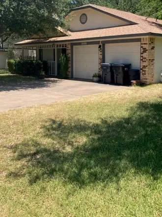 Buy this 3 bed house on 2000 Rey Drive in Waco, TX 76712