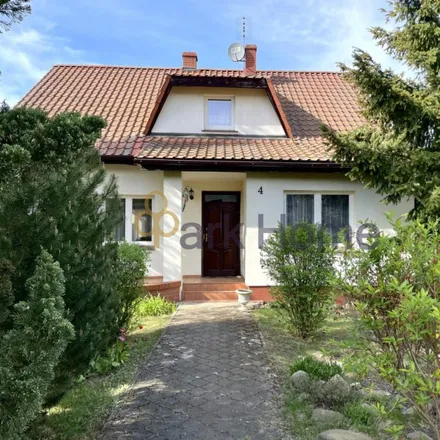 Buy this 5 bed house on Topolowa 24 in 67-100 Rudno, Poland