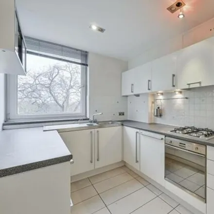 Image 4 - Hyde Park Gardens, Hyde Park Place Bayswater Road, London, W2 2LE, United Kingdom - Apartment for sale