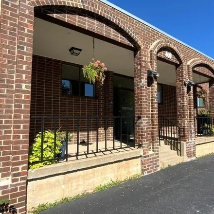 Rent this 1 bed condo on BP Shop in Coventry Lane, Crystal Lake