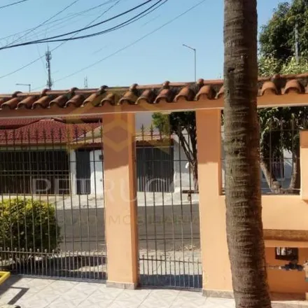 Buy this 2 bed house on Rua Antônio Brunetti in Jardim Tancredo Neves, Indaiatuba - SP