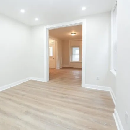 Image 6 - 5453 Merion Avenue, Philadelphia, PA 19131, USA - House for sale