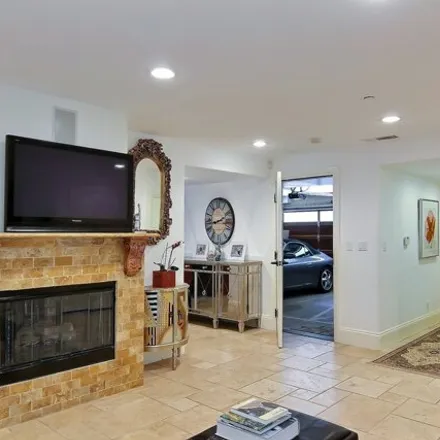 Image 5 - 16123 W Sunset Blvd Unit 205, Pacific Palisades, California, 90272 - Townhouse for rent