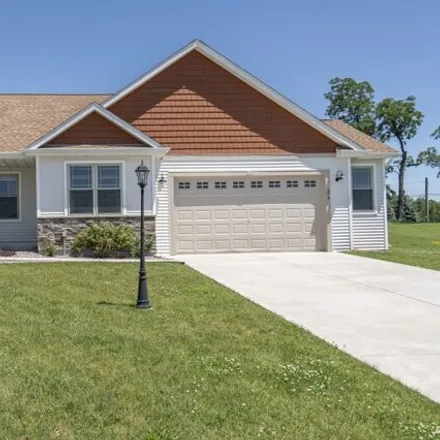 Buy this 4 bed house on 274 Thomas Trl in Oconomowoc, Wisconsin