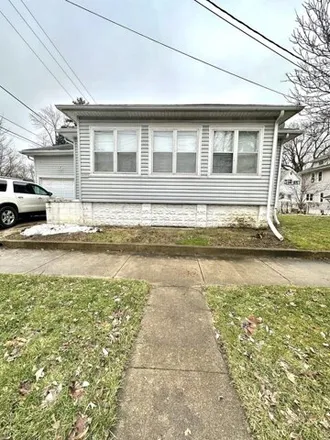 Buy this 2 bed house on 1334 East River Street in Kankakee, IL 60901