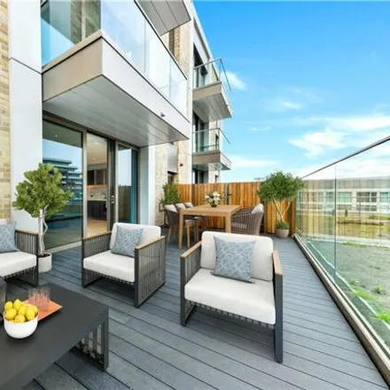 Image 6 - Radley House, 10 Prince of Wales Drive, Nine Elms, London, SW11 4FS, United Kingdom - Apartment for sale