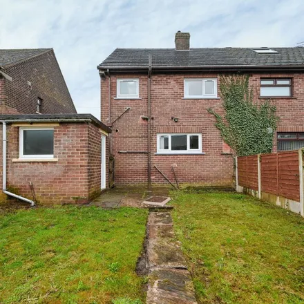 Rent this 3 bed duplex on Lime Grove in Skelmersdale, WN8 8ET
