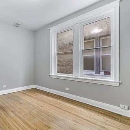 Image 4 - 3821 West Fillmore Street, Chicago, IL 60624, USA - House for sale