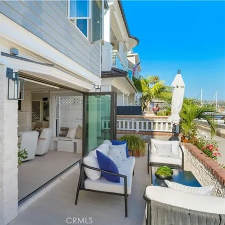 Image 6 - 1202 S Bay Front, Newport Beach, California, 92662 - House for sale
