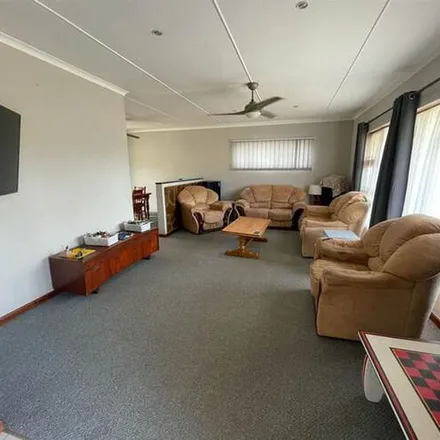 Image 1 - Kingston Crescent, Amalinda North, East London, 5252, South Africa - Apartment for rent