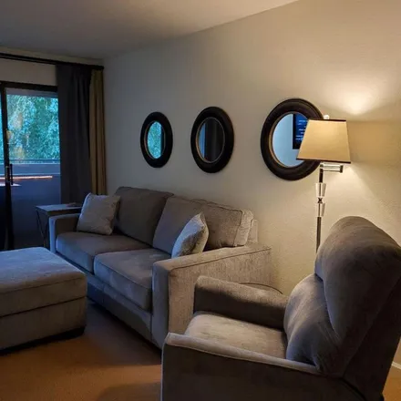 Rent this 1 bed apartment on 2800 North Arcadia Court in Palm Springs, CA 92262