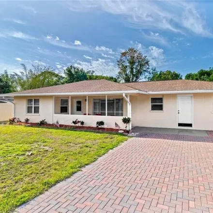 Image 3 - 2108 Outer Dr, Sarasota, Florida, 34231 - House for sale