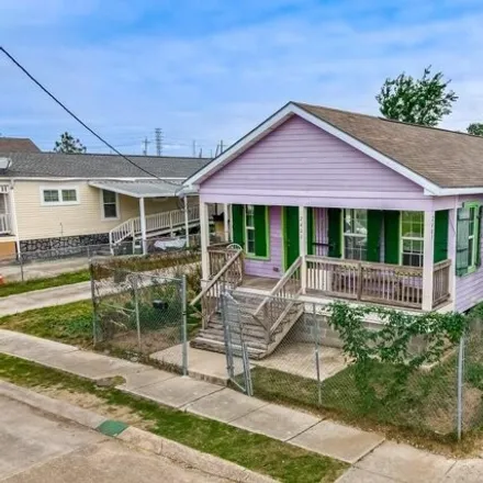 Image 2 - 2401 Independence Street, Bywater, New Orleans, LA 70117, USA - House for sale