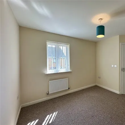 Image 9 - Castleton Grove, Haverfordwest, SA62 4BL, United Kingdom - Duplex for rent