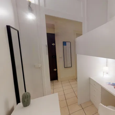 Rent this 5 bed room on 16 Rue Marietton in 69009 Lyon, France