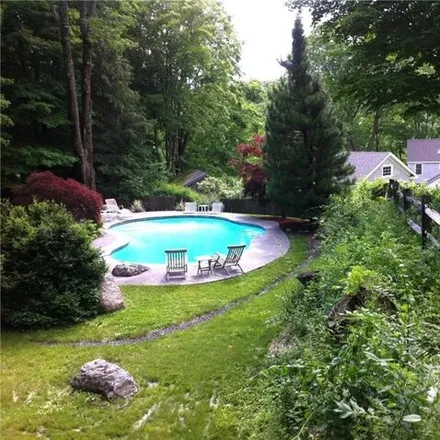 Rent this 4 bed house on 172 Long Ridge Road in Danbury, CT 06810