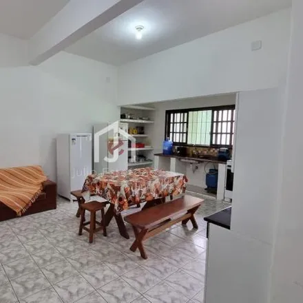Buy this 2 bed house on Ciapetro in Rua Professor Thomaz Galhardo, Sumaré
