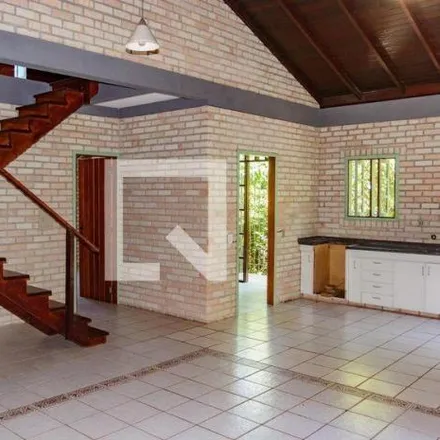 Rent this 4 bed house on Rua Durval Pires da Cunha in Sambaqui, Florianópolis - SC