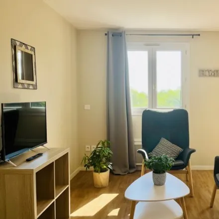 Rent this studio room on Tourcoing