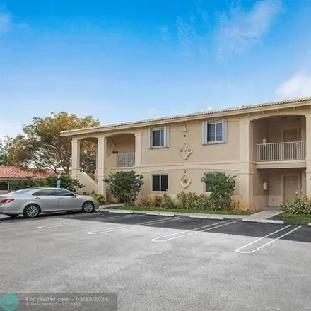 Rent this 3 bed apartment on Sandy Ridge Sanctuary in 8501 Northwest 40th Street, Coral Springs